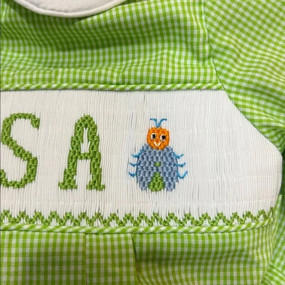 Cute as a bug smocked bubble size 6M made in El Salvador - Picture 6 of 6